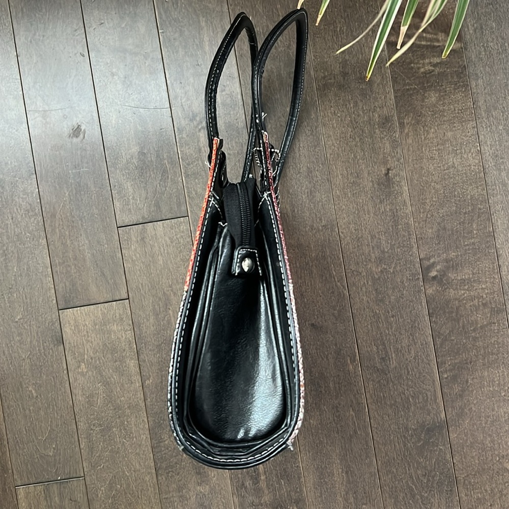 Faux Snakeskin Handbag - Picture 3 of 6